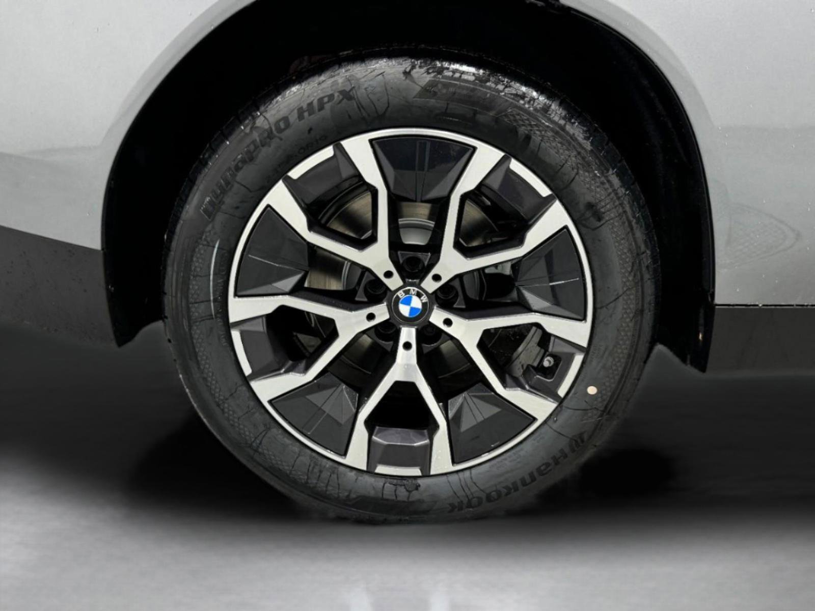 Used 2026 BMW X3 xDrive30 w/ Convenience Package image 9