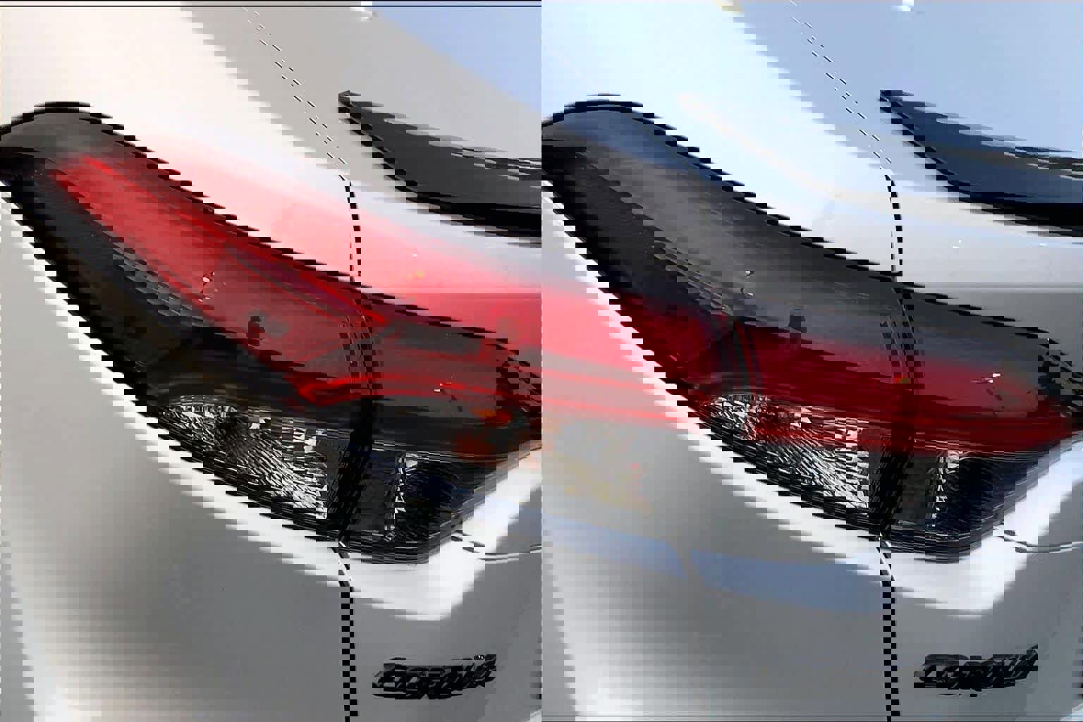 Used 2024 Toyota Corolla XSE FWD image 27