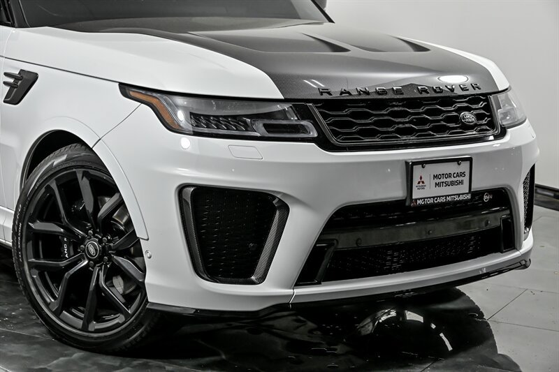 Used 2020 Land Rover Range Rover Sport SVR AWD/4WD image 2
