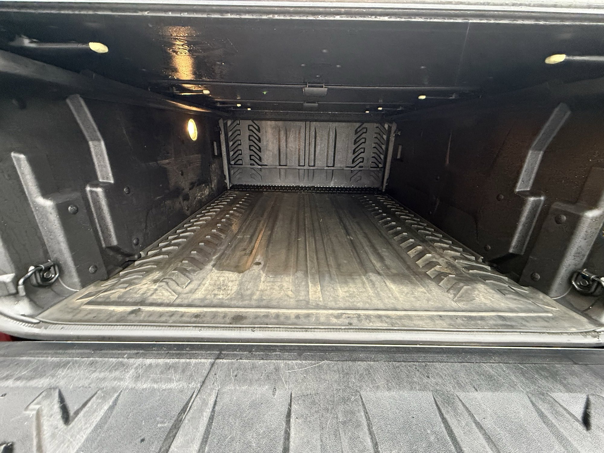 Used 2005 Chevrolet Avalanche Z71 w/ Sun And Sound Package image 9