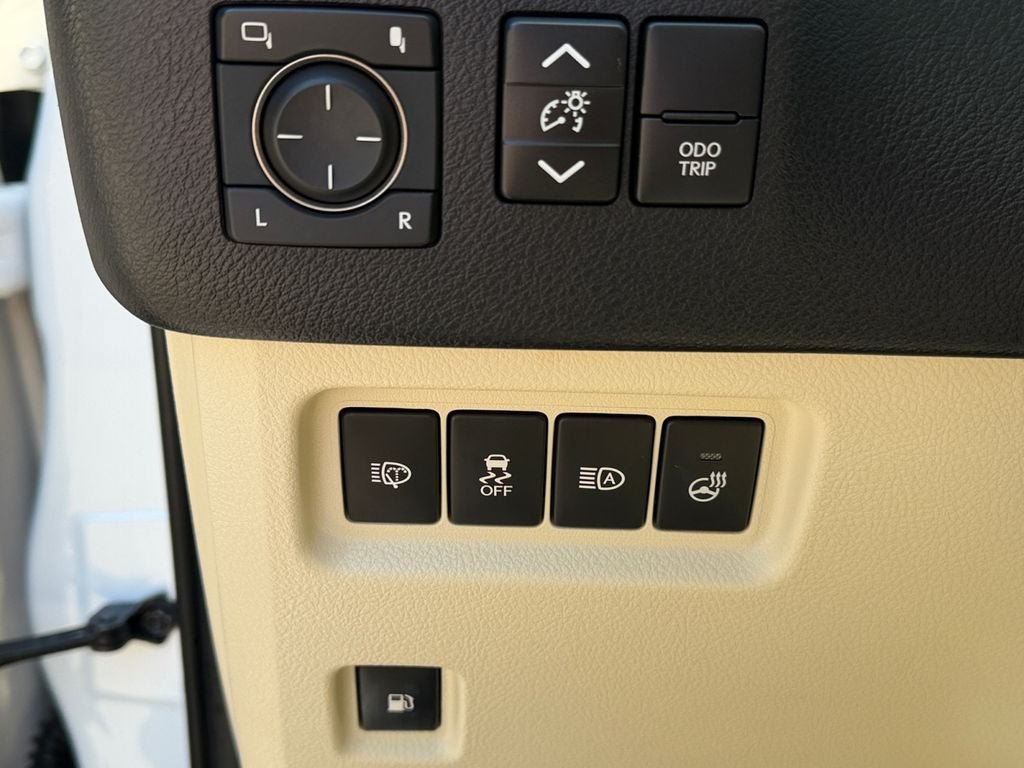 Used 2022 Lexus GX 460 Premium w/ Premium Plus Package AWD/4WD image 19