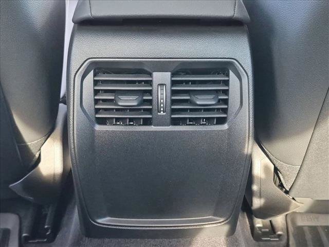 Used 2026 BMW 430i Coupe w/ M Sport Package RWD image 18