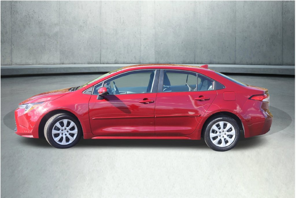 Used 2024 Toyota Corolla LE FWD image 25