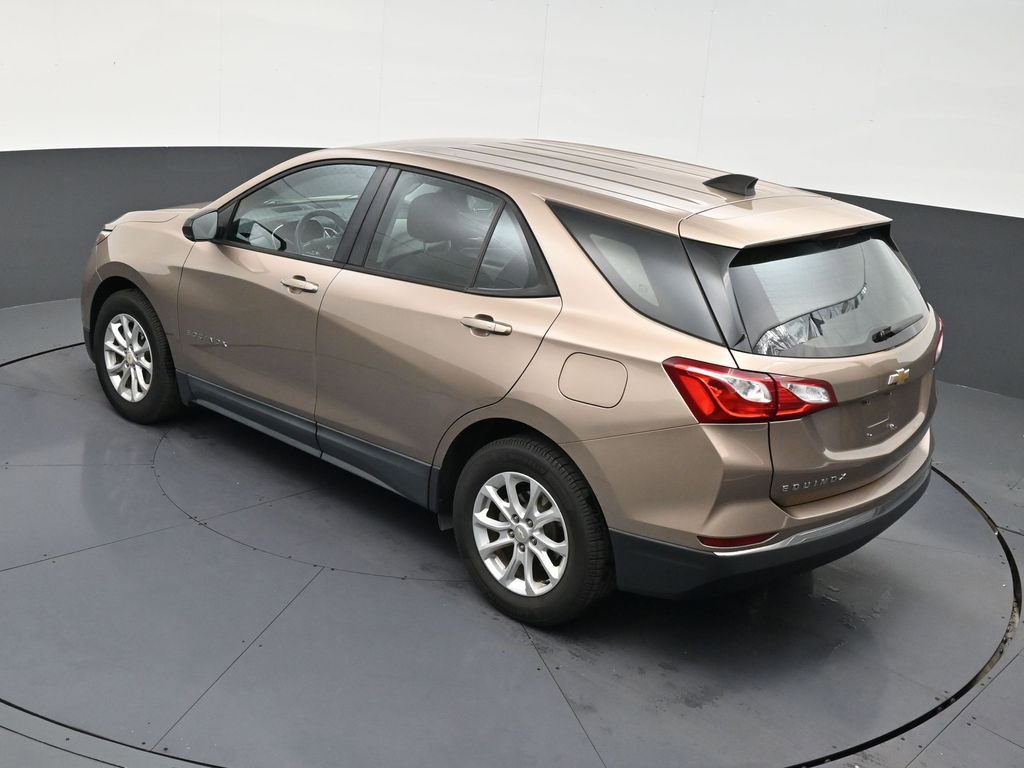 Used 2018 Chevrolet Equinox LS image 14