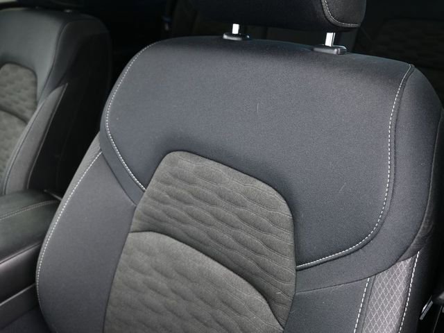 Used 2025 Nissan Pathfinder SV image 18
