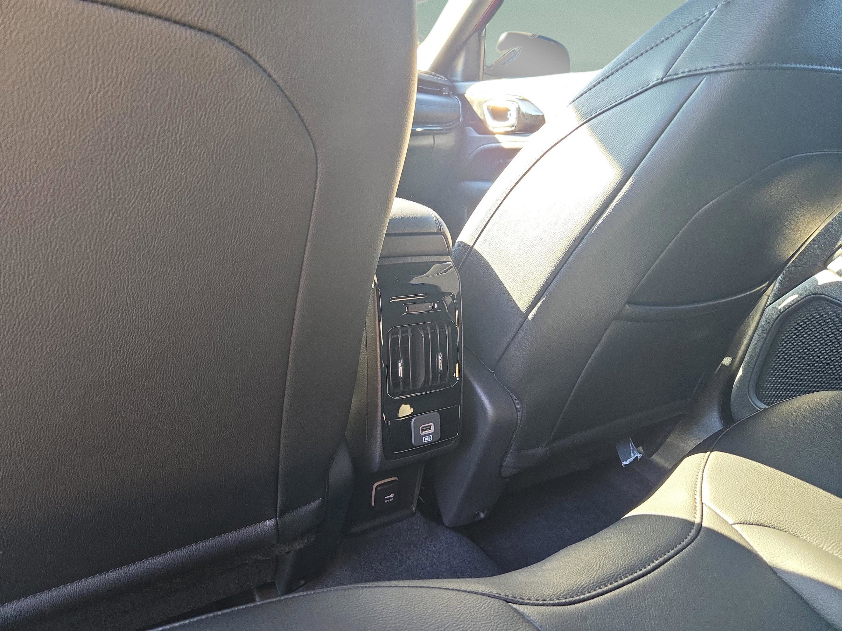 New 2026 Jeep Compass Latitude AWD/4WD image 22