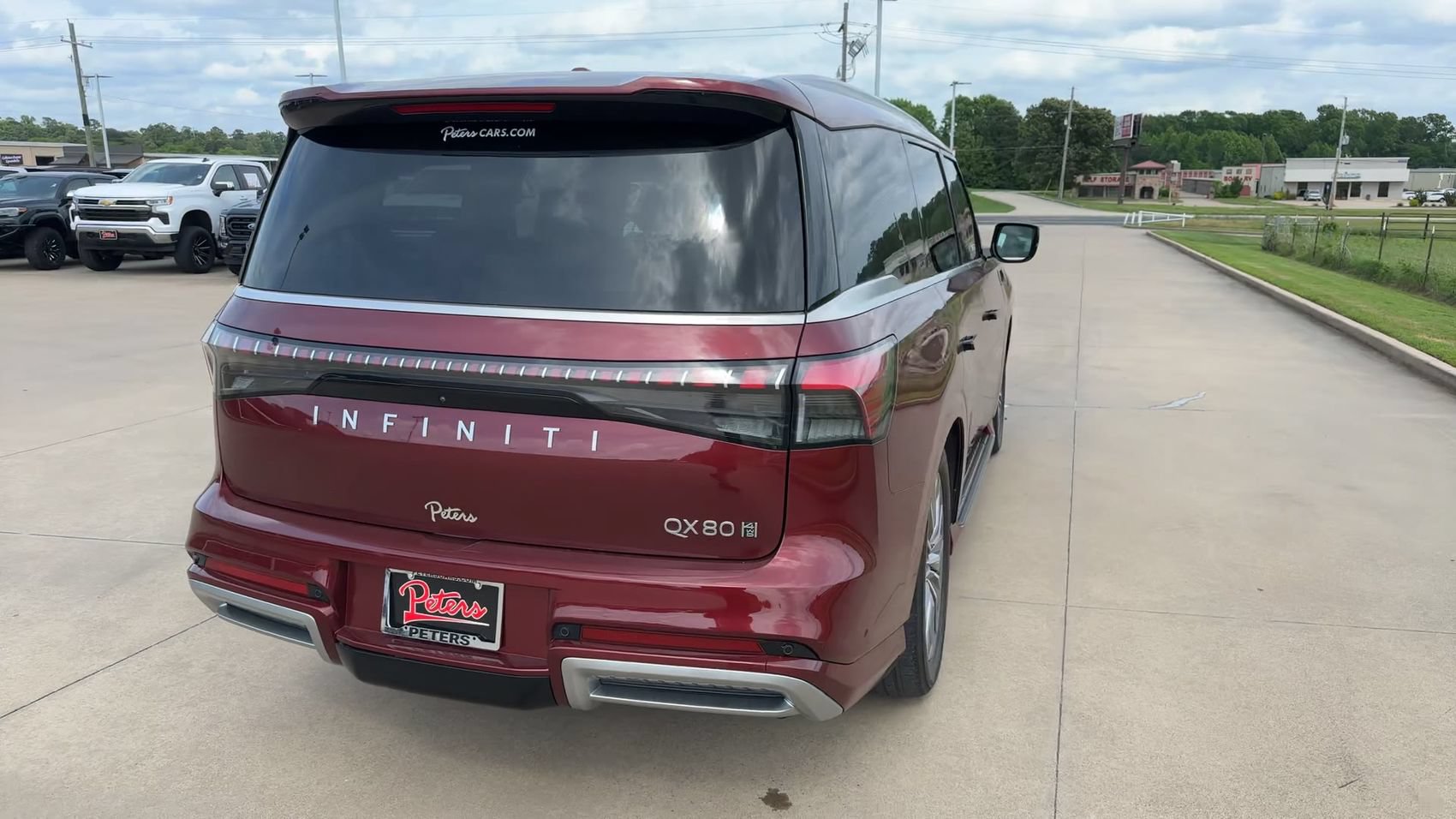 Used 2025 INFINITI QX80 Sensory AWD/4WD image 8