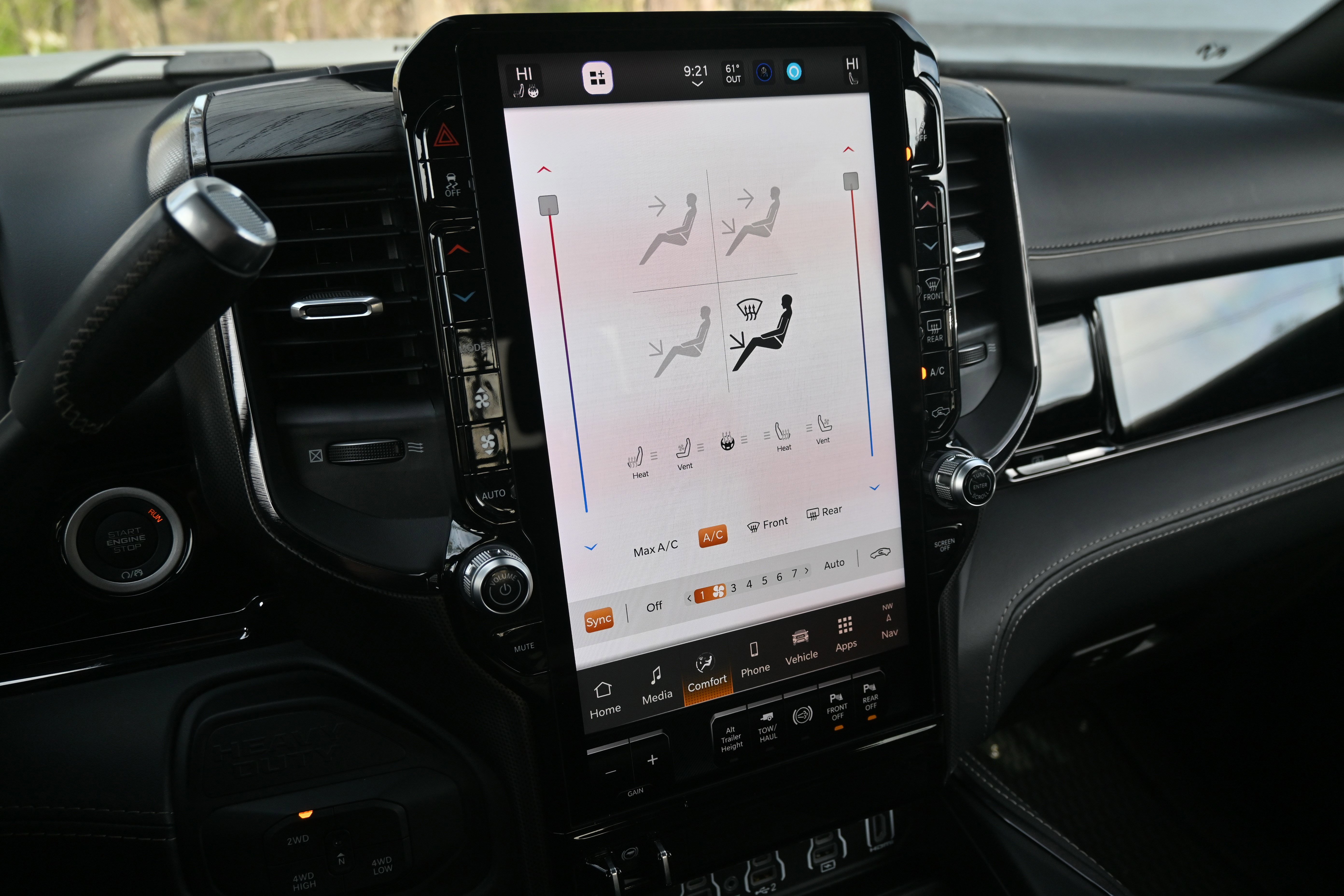 Used 2025 RAM 3500 Limited image 22