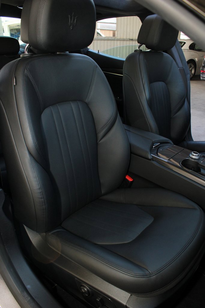 Used 2020 Maserati Ghibli image 10