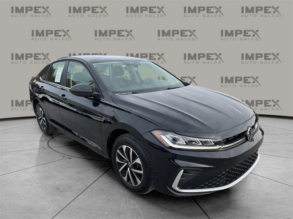 Used 2025 Volkswagen Jetta S image 7