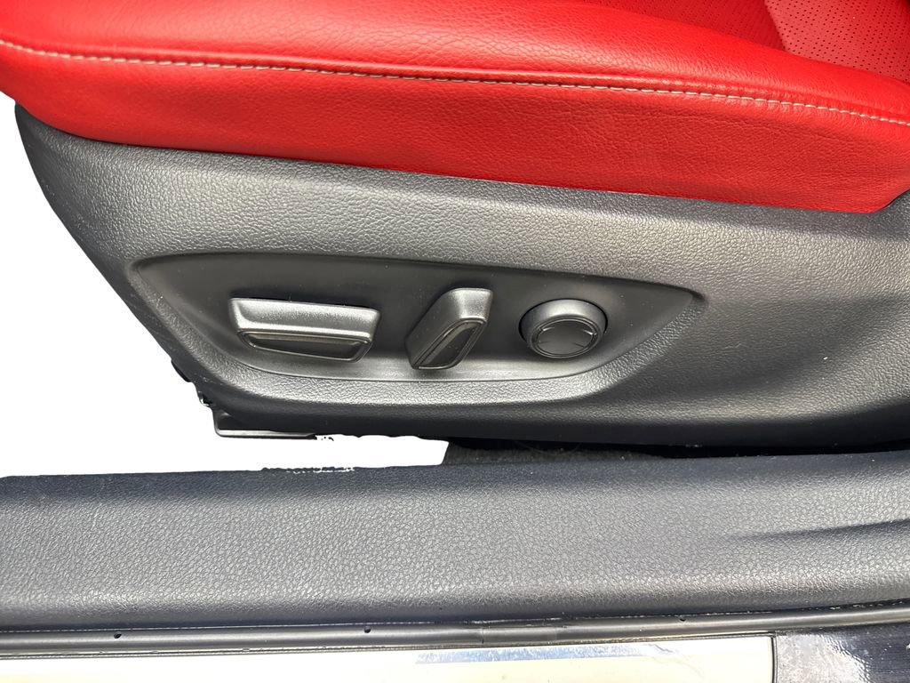 Used 2024 Toyota Camry XSE FWD image 30