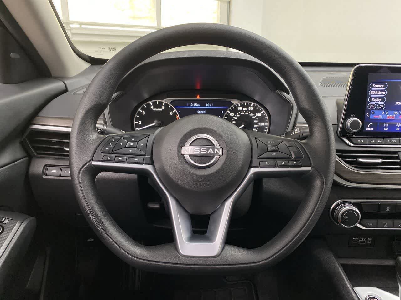 Used 2025 Nissan Altima 2.5 SV FWD image 20