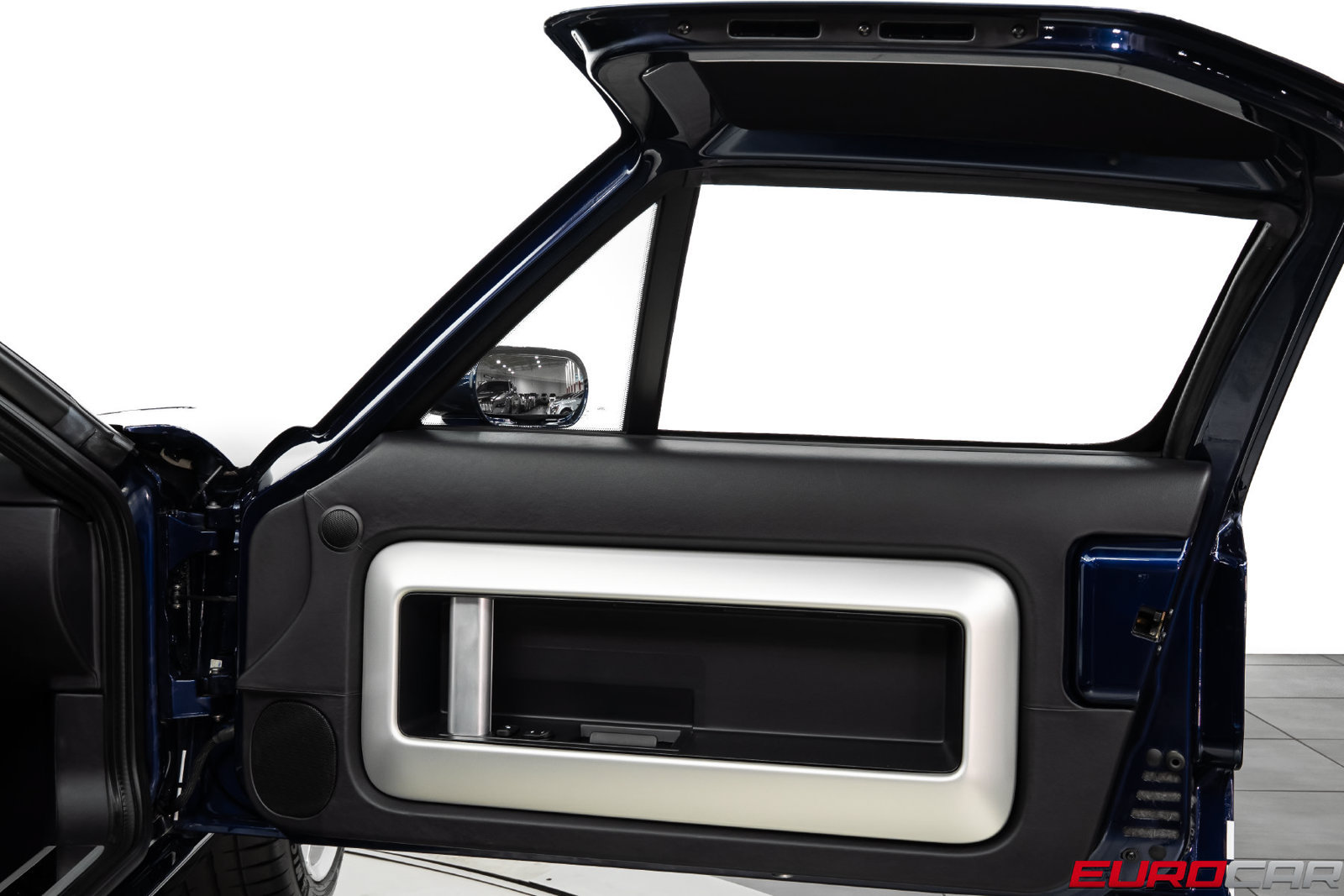 Used 2005 Ford GT RWD image 33