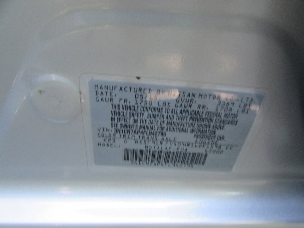 Used 2015 Nissan Versa S FWD image 8
