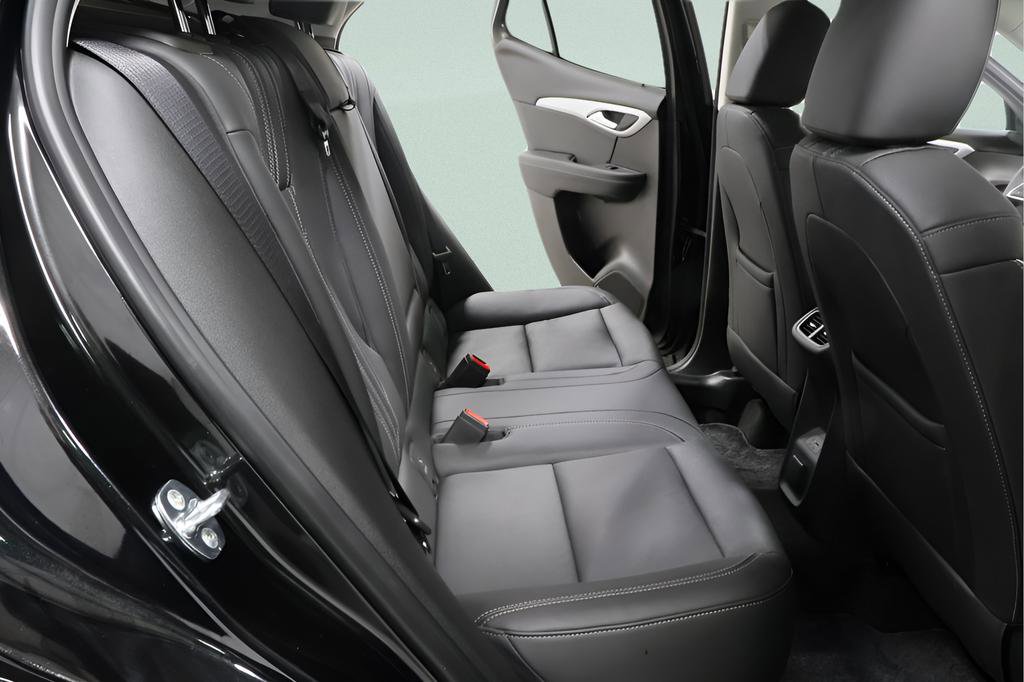 Used 2024 Buick Envision Avenir image 35