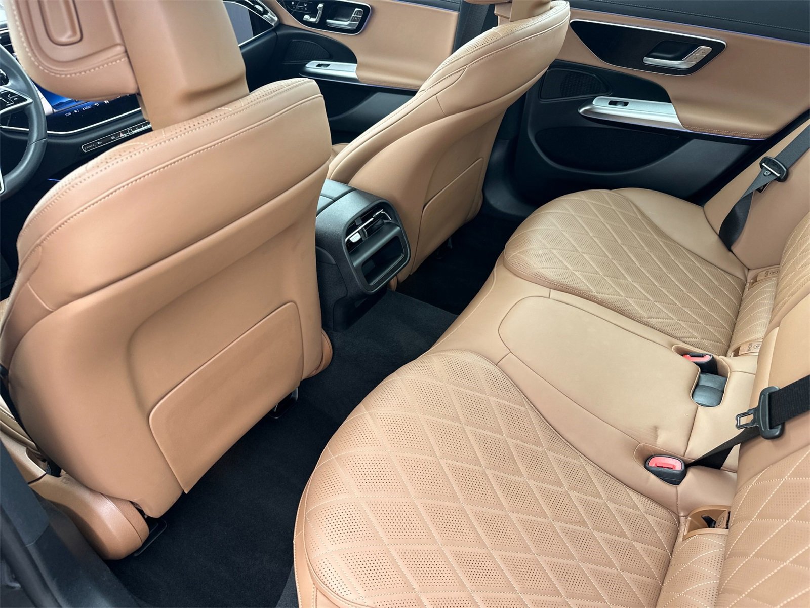 Certified 2025 Mercedes-Benz E 350 4MATIC Sedan image 13