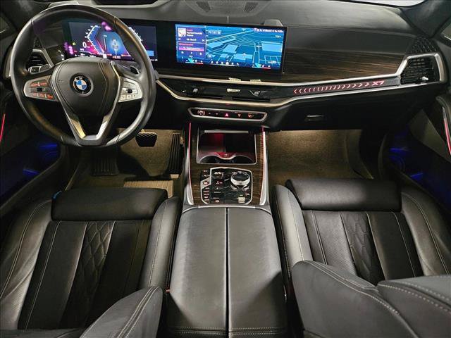 Used 2024 BMW X7 xDrive40i AWD/4WD image 18