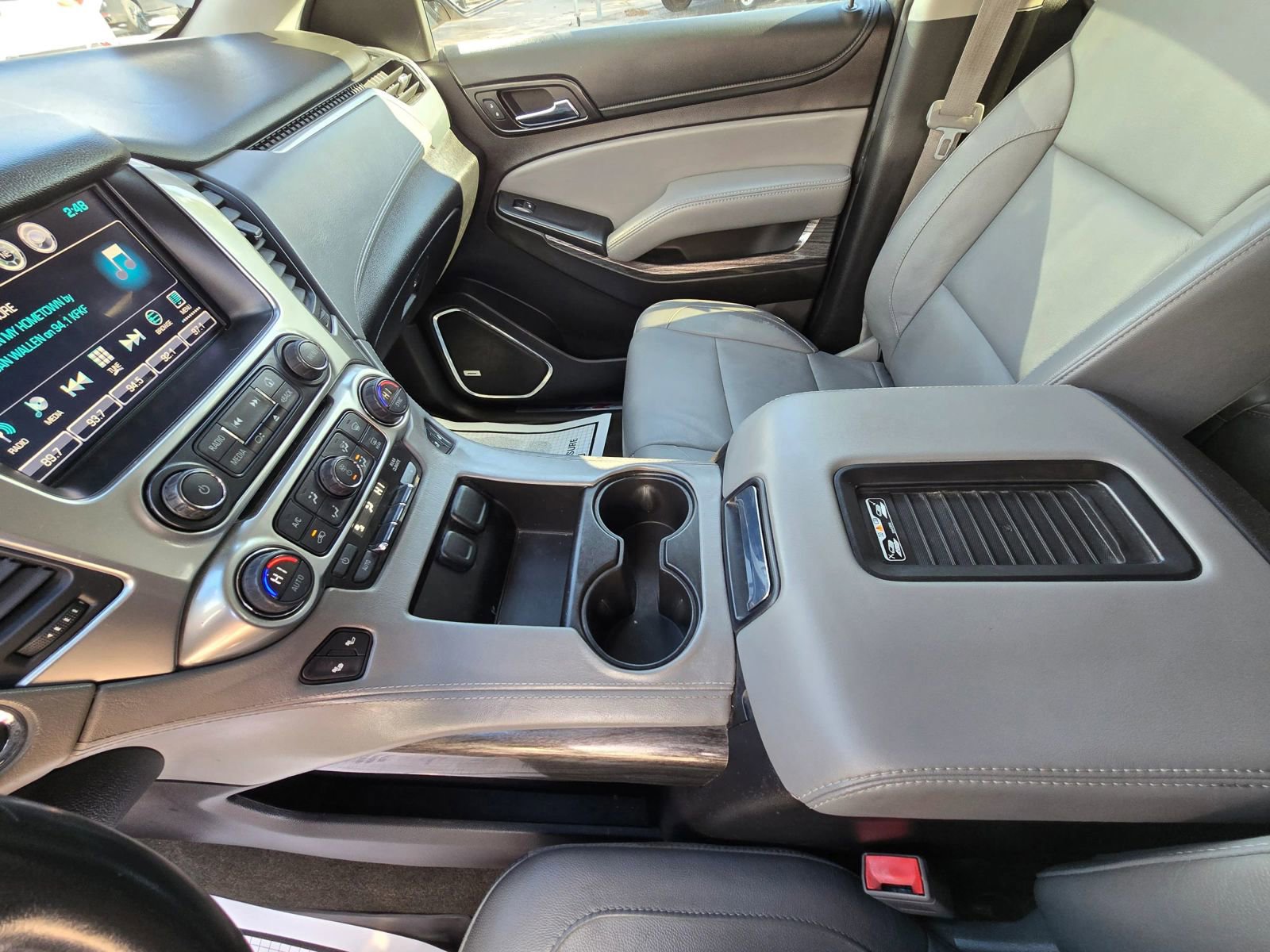 Used 2016 Chevrolet Tahoe LT w/ Luxury Package image 26