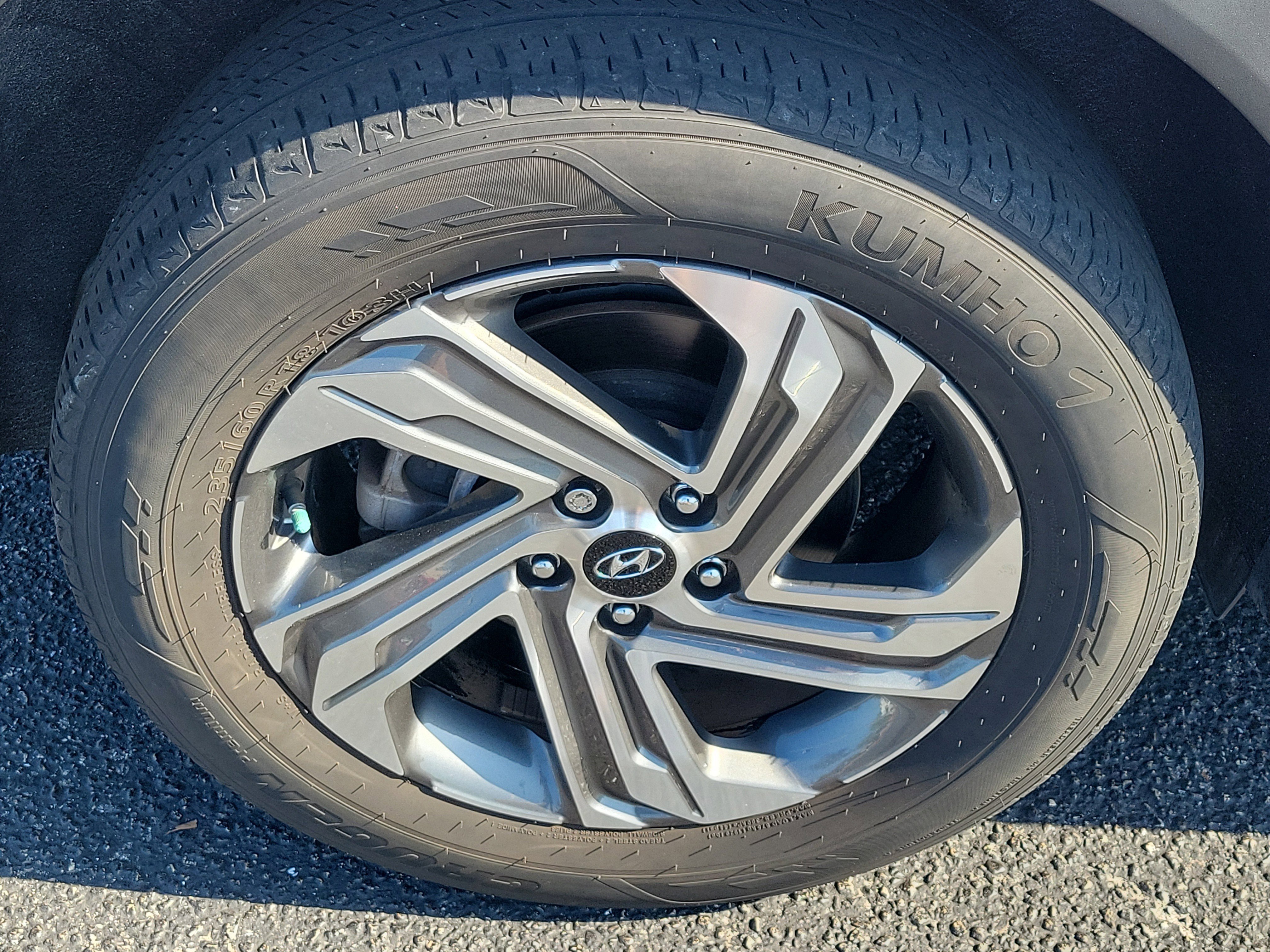 Used 2023 Hyundai Santa Fe SEL w/ Cargo Package FWD image 10