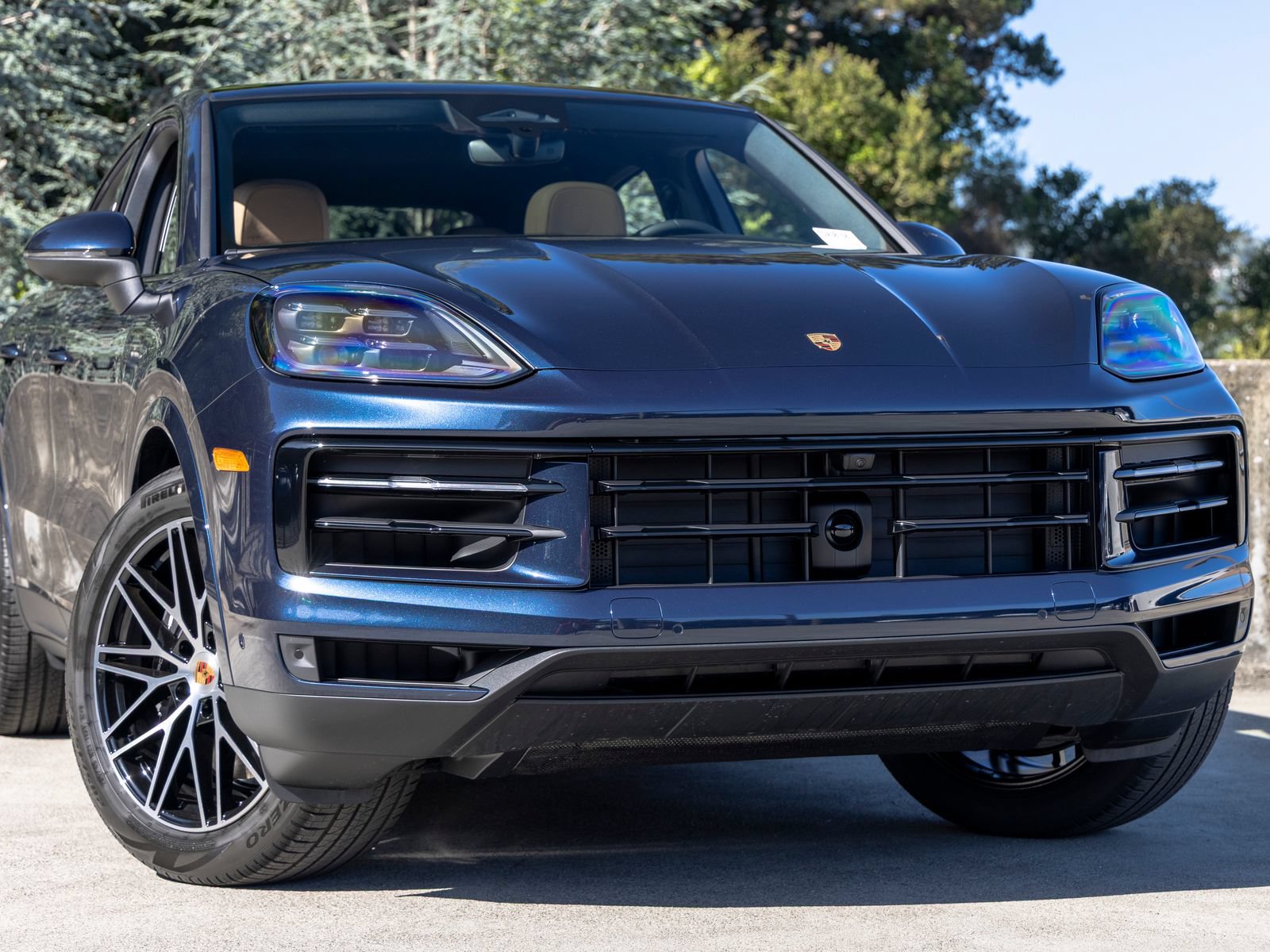 New 2026 Porsche Cayenne Coupe AWD/4WD image 9