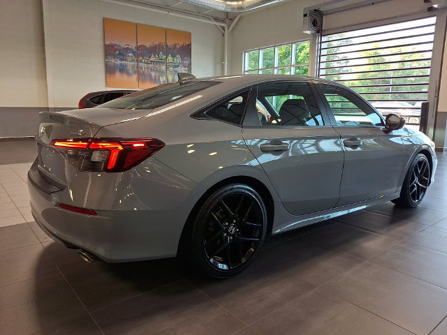 Used 2025 Honda Civic Sport image 6