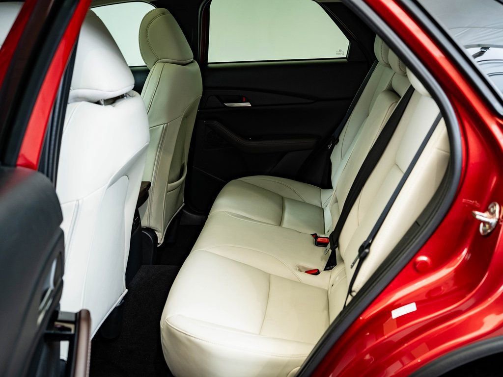 Used 2025 MAZDA CX-30 AWD 2.5 S w/ Premium Package image 34