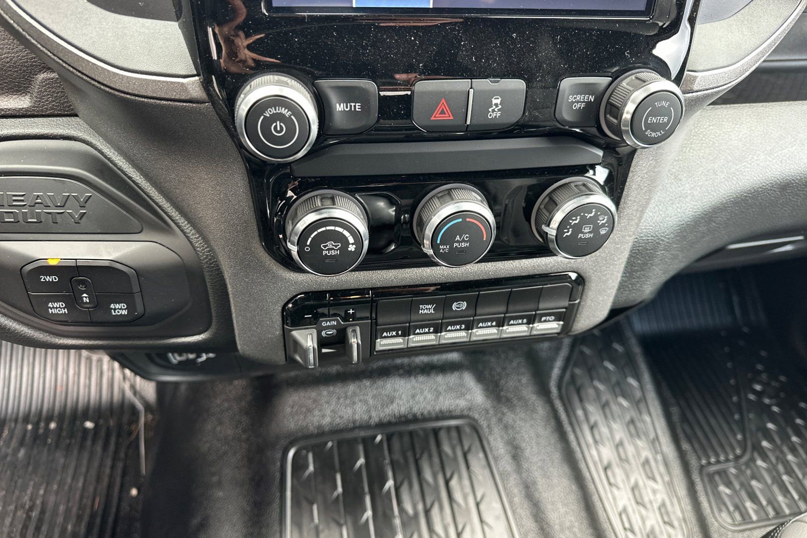 New 2026 RAM 5500 Tradesman image 23