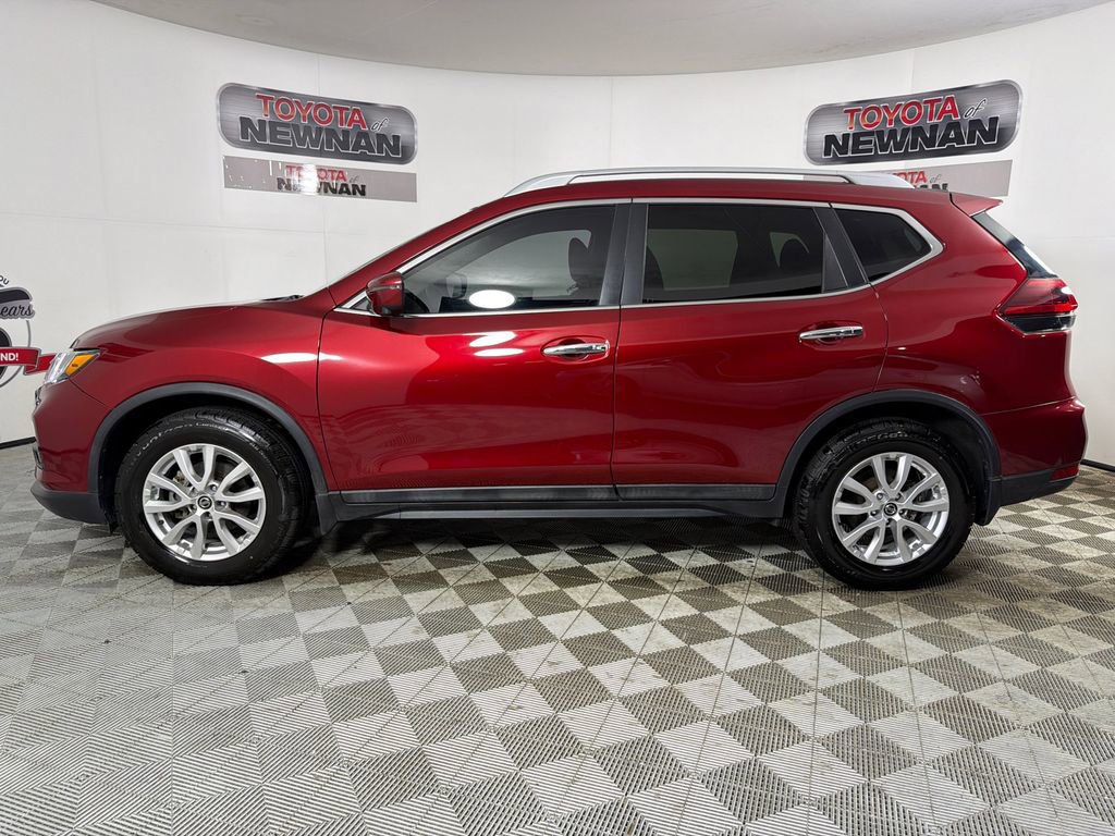 Used 2018 Nissan Rogue SV w/ Premium Package FWD image 7