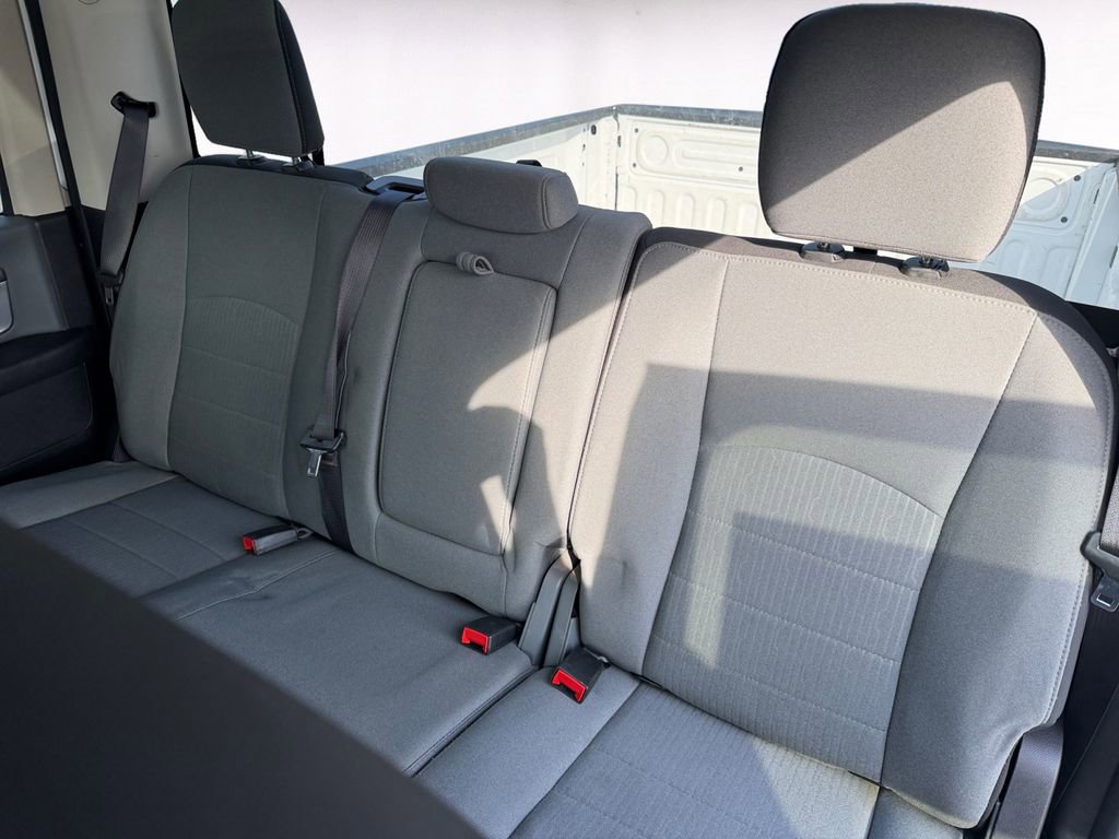 Used 2022 RAM 1500 Classic SLT w/ Protection Group AWD/4WD image 13