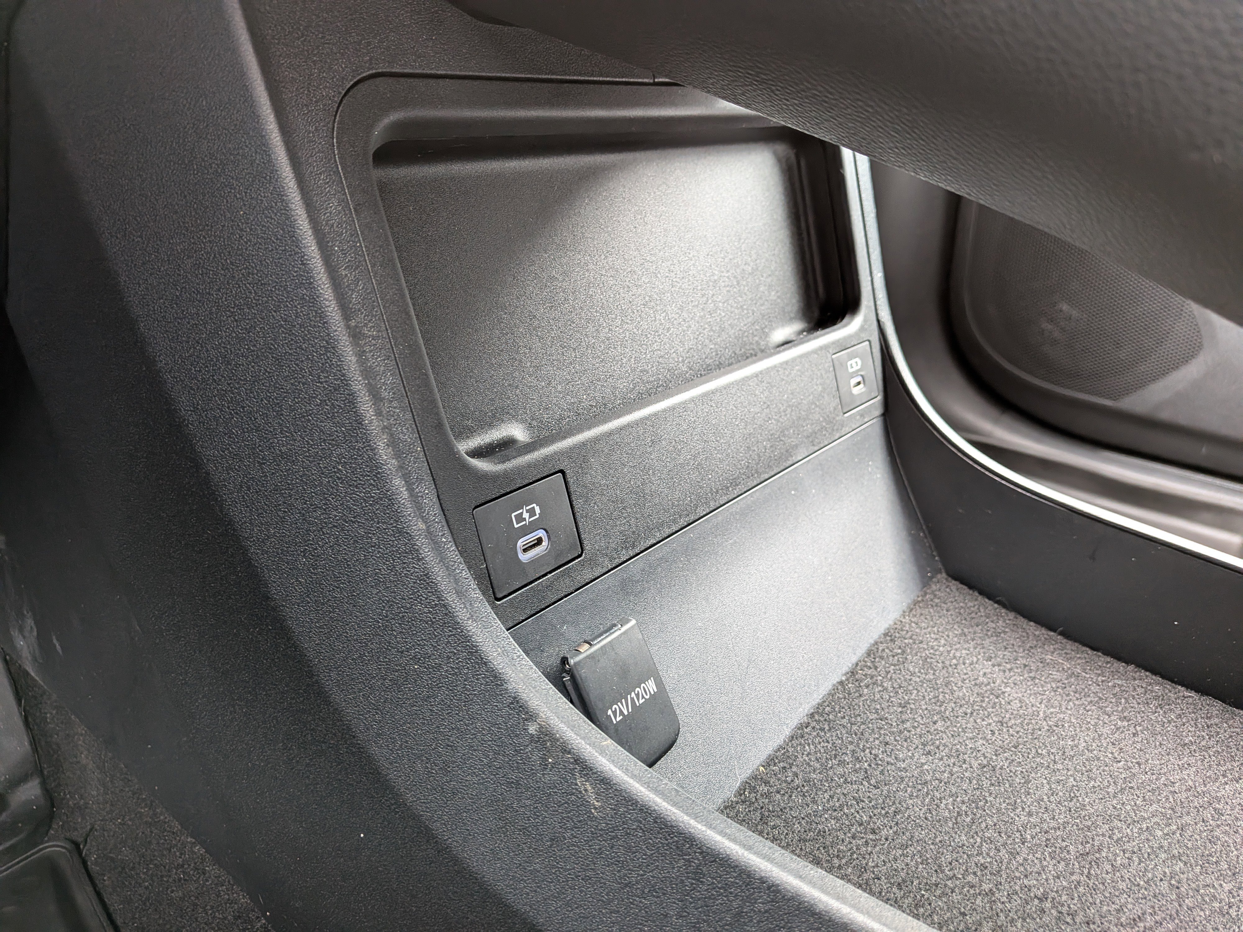 Used 2024 Subaru Solterra Touring w/ Touring Package image 38