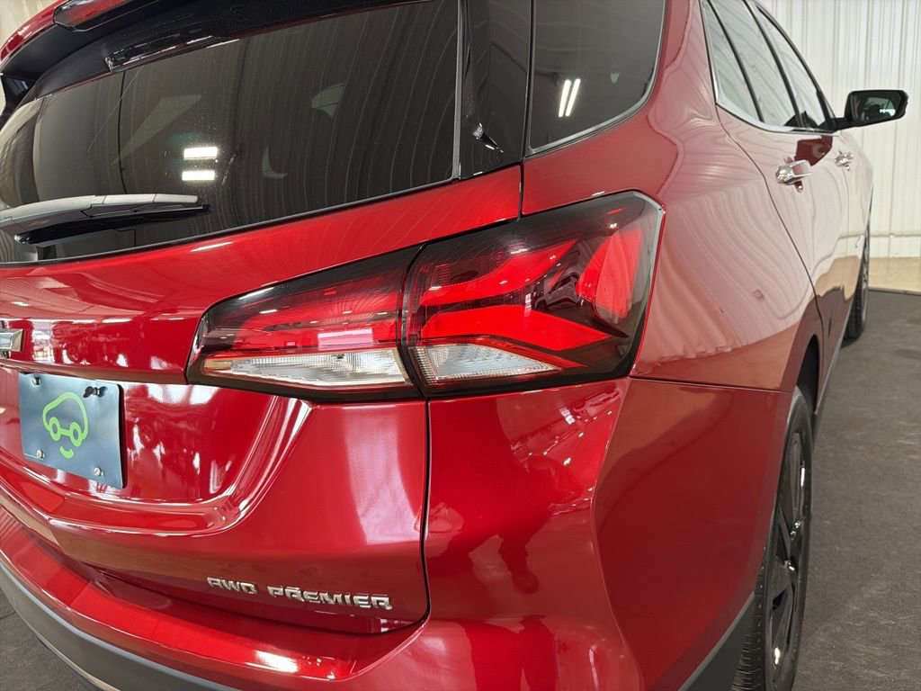 Certified 2022 Chevrolet Equinox Premier w/ LPO, Floor Liner Package AWD/4WD image 16