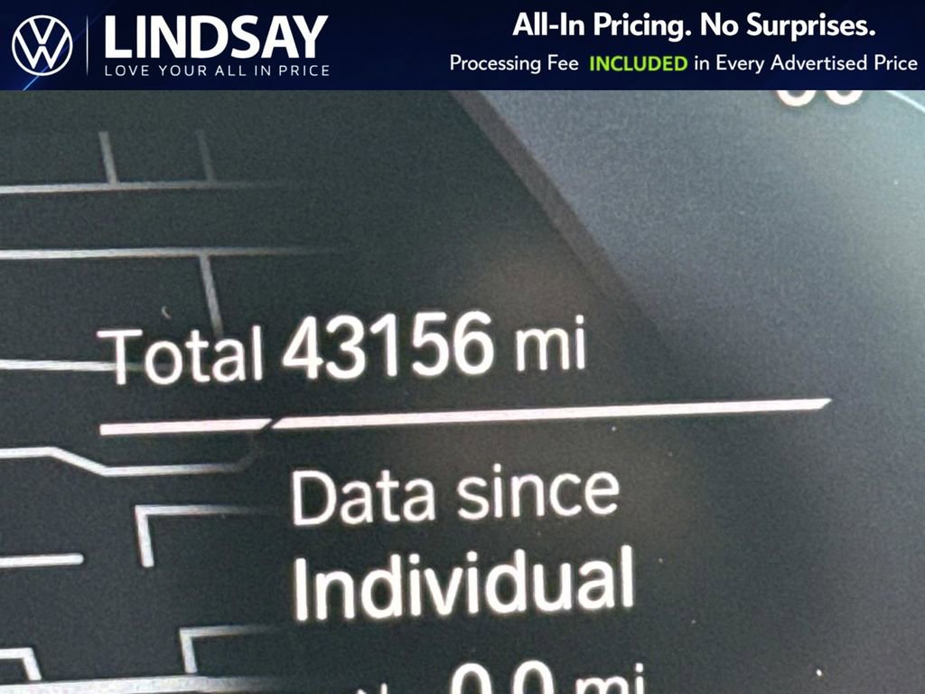 Used 2023 BMW X5 xDrive45e w/ Parking Assistance Package image 25