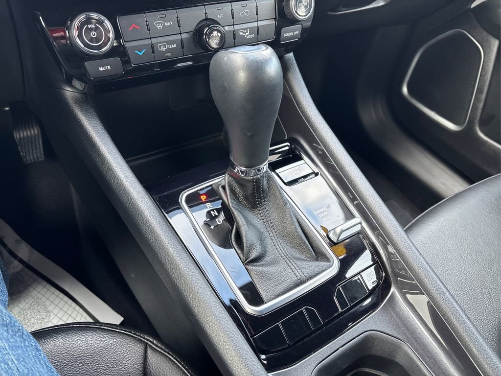 Used 2023 Jeep Compass Latitude image 33