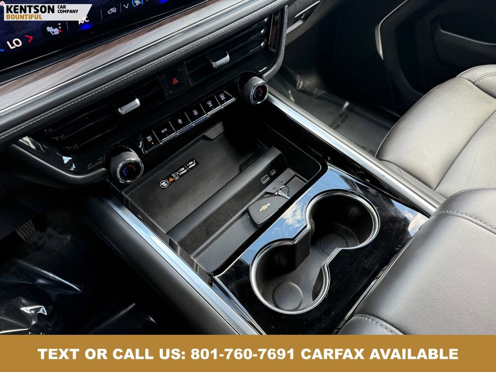 Used 2025 Chevrolet Suburban Z71 image 25