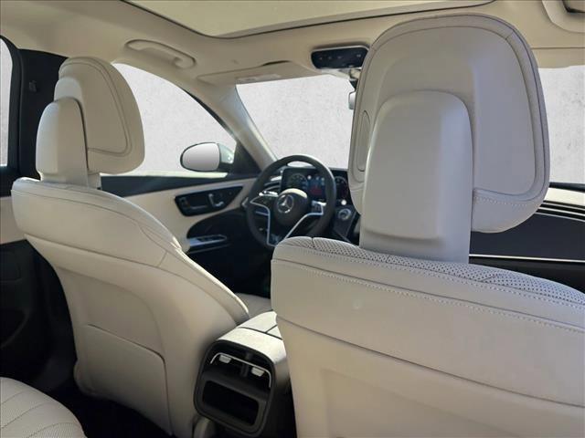 New 2026 Mercedes-Benz E 350 4MATIC Sedan image 19