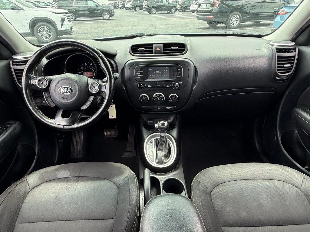 Used 2016 Kia Soul + w/ Designer's Package FWD image 13