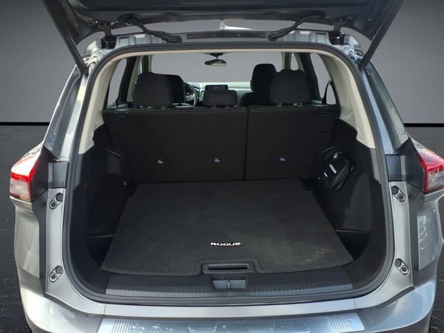 Used 2026 Nissan Rogue SV AWD/4WD image 32