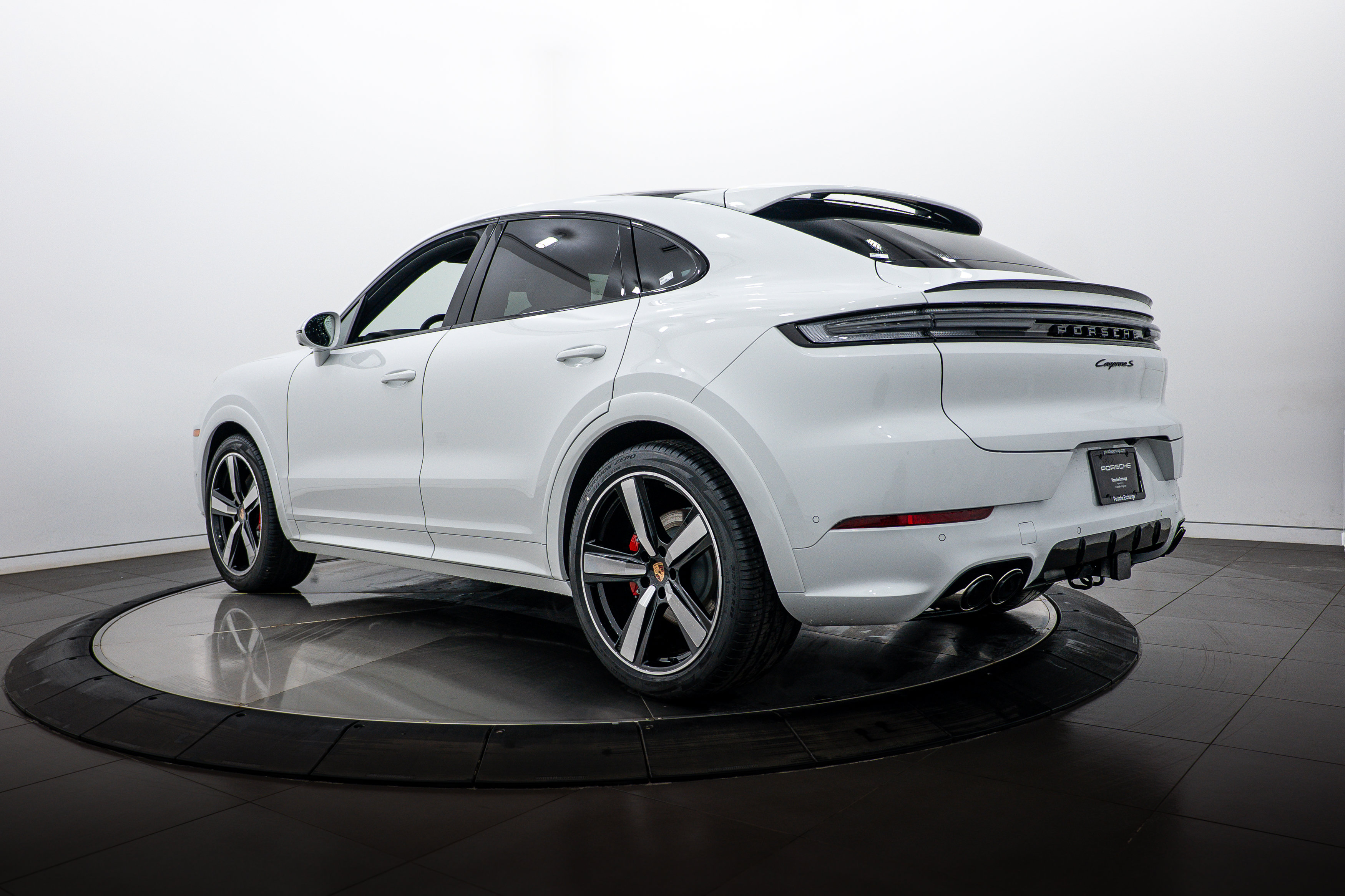 New 2026 Porsche Cayenne S AWD/4WD image 3