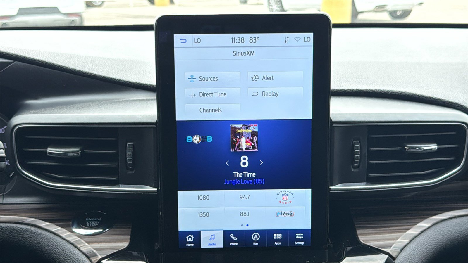 Used 2023 Ford Explorer Limited w/ Limited Technology Package RWD image 19