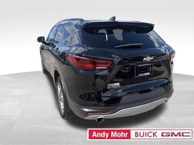 Used 2024 Chevrolet Blazer LT w/ Convenience Package FWD image 9