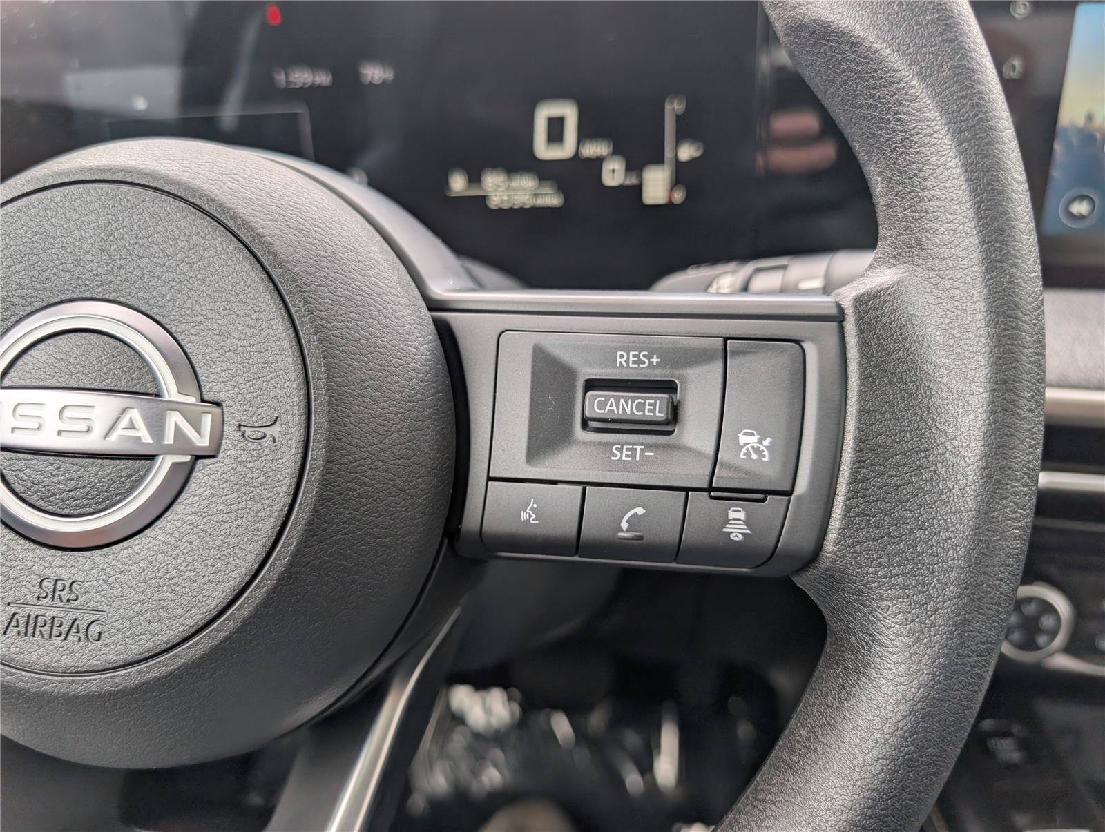Used 2025 Nissan Kicks SV w/ SV Premium Package AWD/4WD image 22