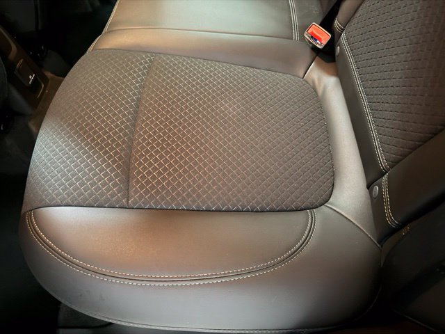 Used 2022 Buick Encore Preferred w/ Safety Package AWD/4WD image 19