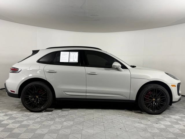 Used 2025 Porsche Macan S AWD/4WD image 9