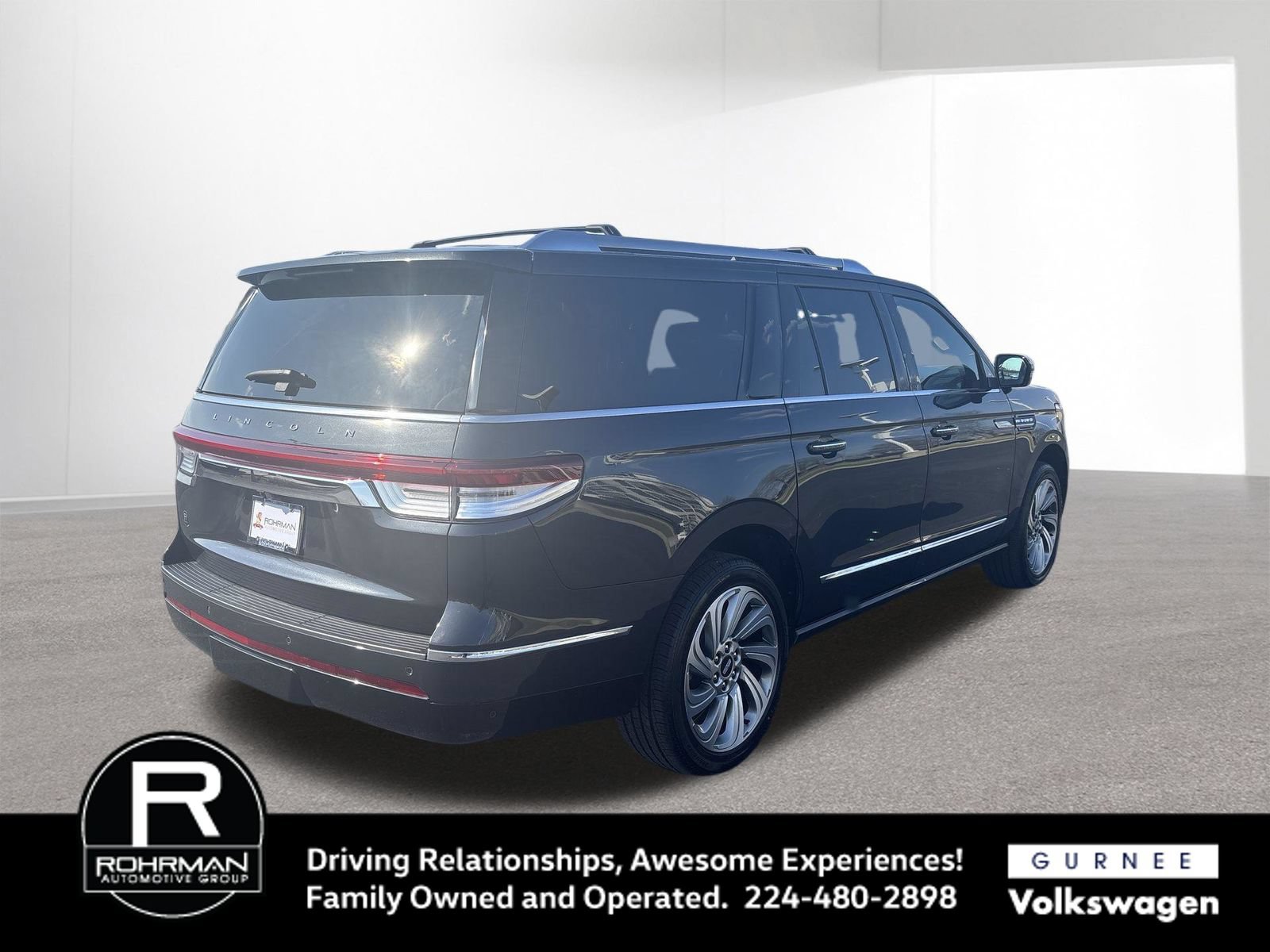 Used 2023 Lincoln Navigator L Reserve AWD/4WD image 10