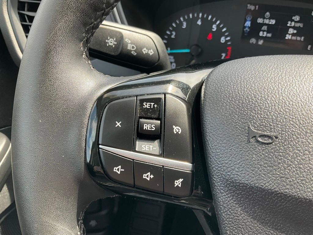 Certified 2022 Ford Escape SE w/ Cold Weather Package image 6