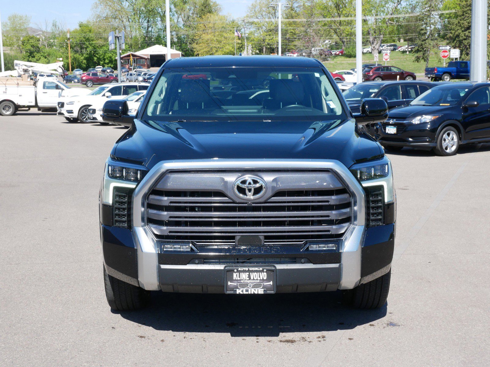 Used 2023 Toyota Tundra Limited AWD/4WD image 2