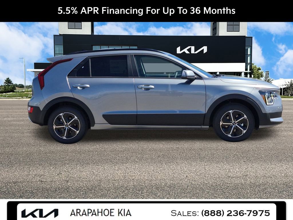 New 2025 Kia Niro EX