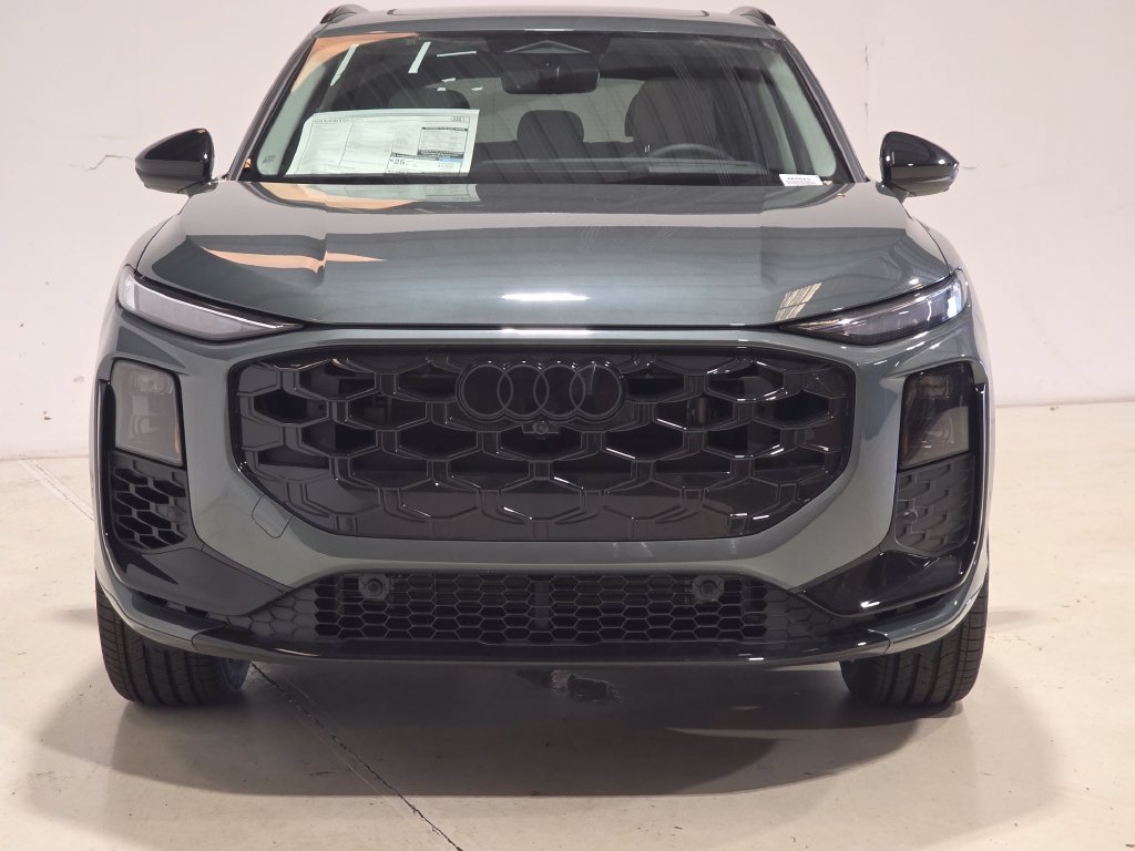 New 2026 Audi Q3 quattro 2.0T AWD/4WD image 2