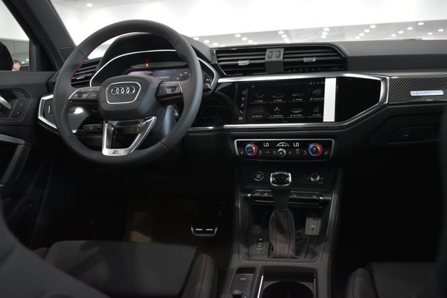 Used 2025 Audi Q3 2.0T Premium Plus w/ Premium Plus Package image 16