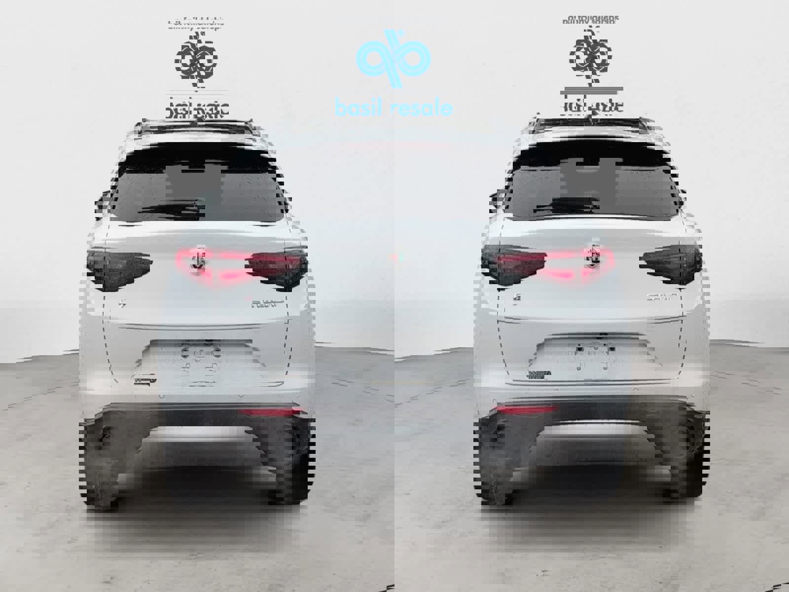 Used 2022 Alfa Romeo Stelvio Ti AWD/4WD image 5